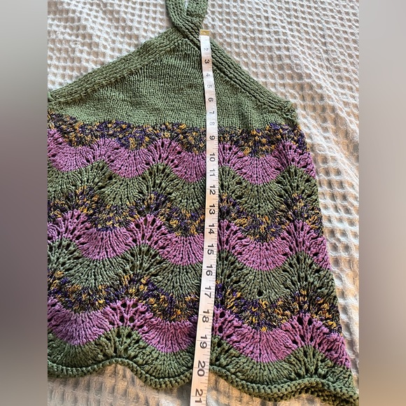 Handmade Knitted Halter Top - Picture 7 of 8